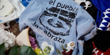 Taty presente: miles de personas despiden a la histórica Madre de Plaza de Mayo
