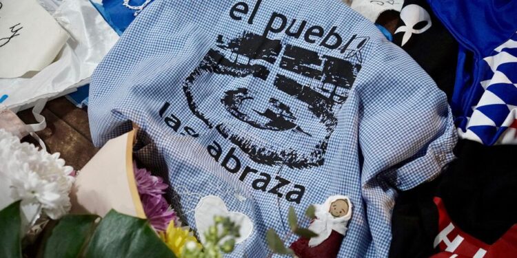 Taty presente: miles de personas despiden a la histórica Madre de Plaza de Mayo