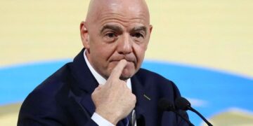 Acorralado por las críticas, Gianni Infantino dio de baja su proyecto para privatizar los mundiales