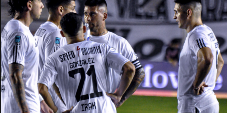 Deportivo Riestra eliminó por penales a San Lorenzo y avanzó a octavos de final de la Copa Argentina