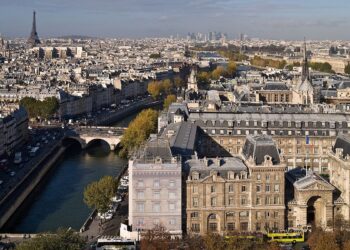 El Ayuntamiento de París duplica el impuesto a las viviendas vacías para destrabar la oferta habitacional