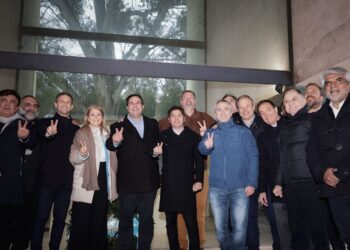 En el homenaje a Perón, Kicillof aseguró que la forma de honrar su legado es “construir una alternativa” para 2027