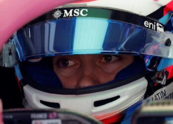 Franco Colapinto dejó de lado las vacaciones y fue el más rápido en las pruebas de Pirelli