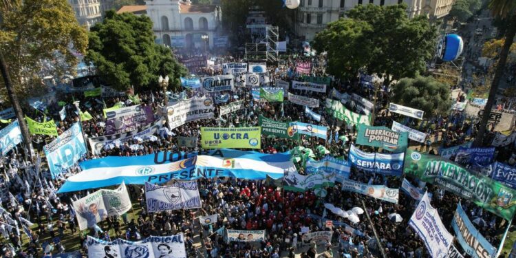La CGT vuelve a la calle tras el Mundial 2026 y evalúa un nuevo paro general contra Javier Milei