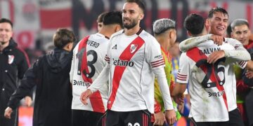 Los jugadores de River habrían pedido la reincorporación de Germán Pezzella al plantel