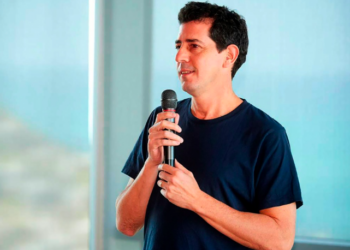 Wado De Pedro: “Milei dijo que venía a destruir el Estado y está destruyendo la Nación”