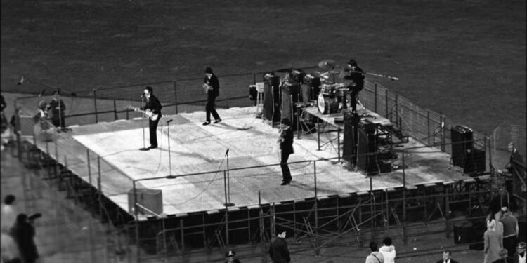 A 60 años del último concierto de The Beatles: butacas vacías y descontento popular tras “ser más populares que Jesús”