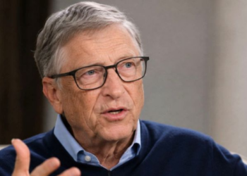 Bill Gates alertó por el avance de la Inteligencia Artificial y pidió medidas urgentes: los peligros de esta herramienta