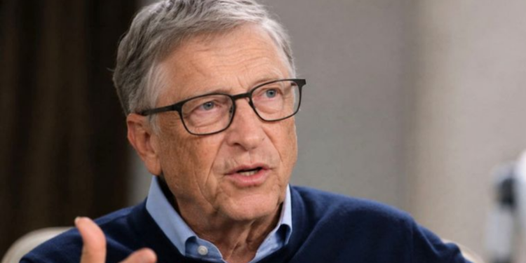 Bill Gates alertó por el avance de la Inteligencia Artificial y pidió medidas urgentes: los peligros de esta herramienta