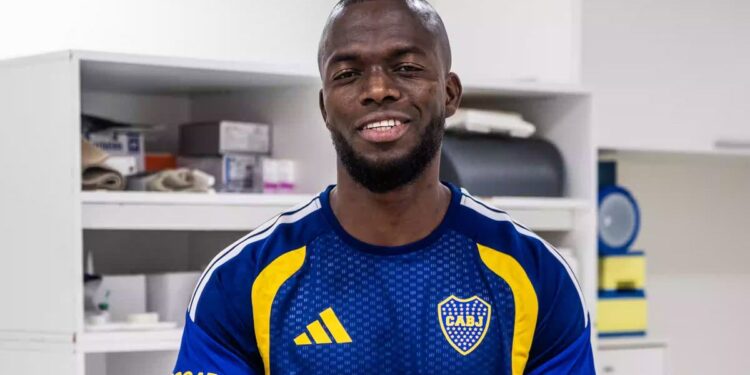 Boca oficializó la incorporación de Enner Valencia: el ecuatoriano firmó con el Xeneize hasta diciembre de 2027