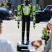 China y su escuadrón de “Robocops” de tráfico: androides ya patrullan las calles, pero sin poder de detención