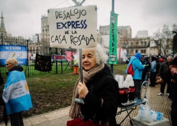 Cómo la Ley de Tierras destruyó el relato de Milei (y qué viene después)