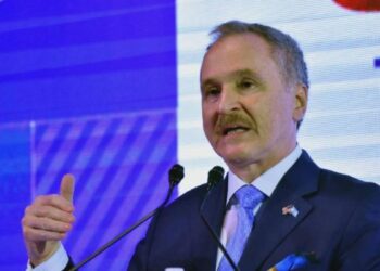 EEUU volvió a advertir por tecnología china en Vaca Muerta y habló de “riesgos de espionaje”