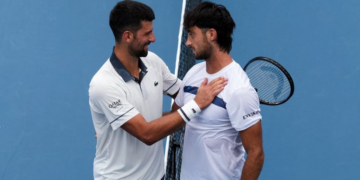 El argentino Thiago Tirante dio la sorpresa y eliminó a Novak Djokovic