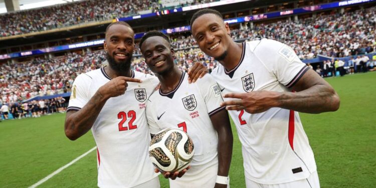 El inglés que pasó de jugar contra la Selección argentina en el Mundial 2026 a ser acusado por agresión
