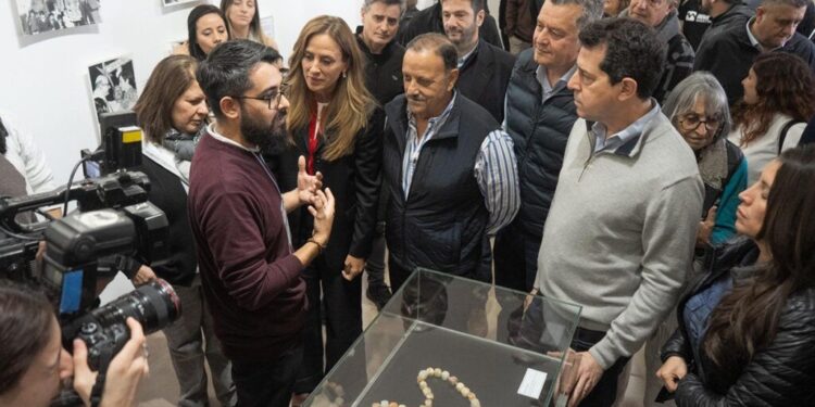 Homenaje a Angelelli y parcial fumata peronista en La Rioja impulsada por Quintela