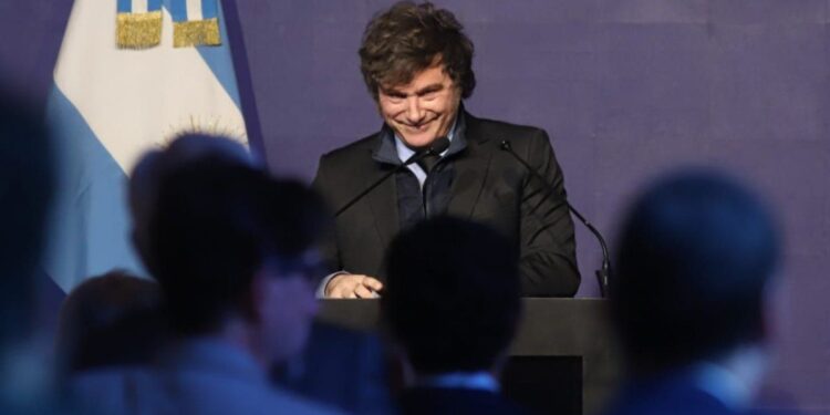Javier Milei participará del Council of the Americas junto a Caputo, Quirno y Sturzenegger
