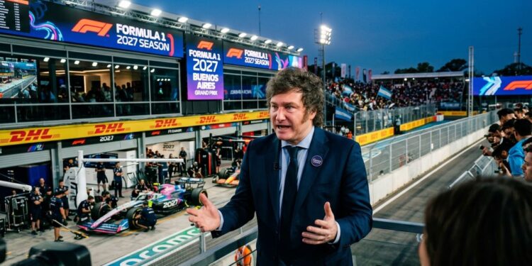 Javier Milei se sube a un tren que ya está en marcha: el plan para traer la Fórmula 1 de regreso a la Argentina