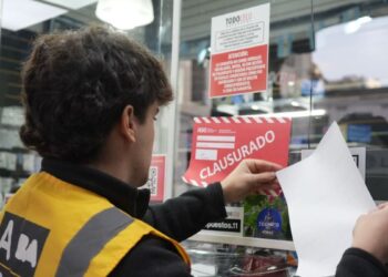 Jorge Macri desplegó un amplio operativo en Once contra la venta de celulares robados: “Reventamos 10 cuevas”
