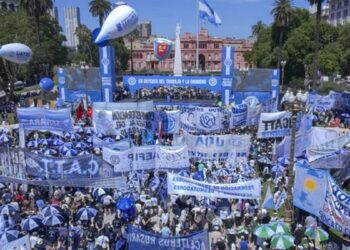 La CGT se mete en la discusión por la morosidad récord: marchará a Economía y responsabiliza al Gobierno