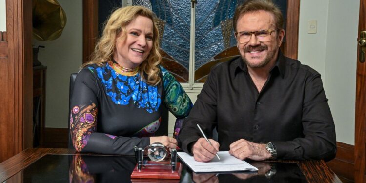 La historia de Pimpinela llega al cine: un recorrido por la vida de Lucía y Joaquín Galán