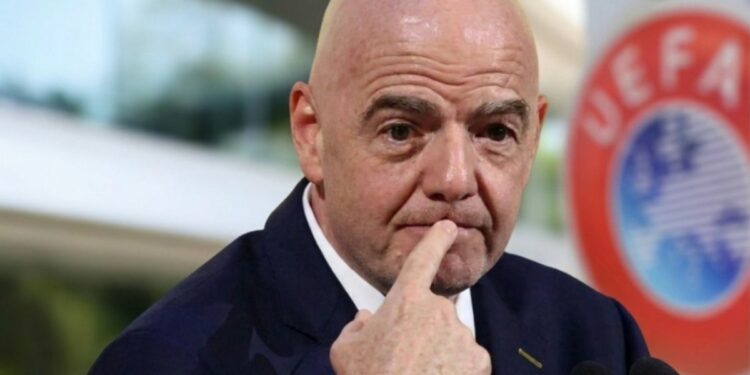 La UEFA redobló las críticas contra Gianni Infantino tras el retiro del proyecto: “Perdió nuestra confianza”