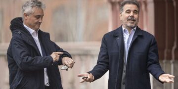 Látigo y zanahoria: La Libertad Avanza entretiene al PRO mientras delibera las bases y condiciones de la alianza con los Macri