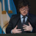 Milei ante empresarios: “Estamos pagando muy caro la locura de los pañuelitos verdes”