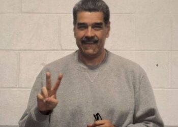 Nicolás Maduro reapareció desde la cárcel en Nueva York y publicó fotos: “Pequeño regalo de amor y esperanza”