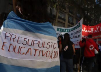Nuevo paro universitario: gremios exigieron una recomposición salarial y más fondos para las casas de estudio