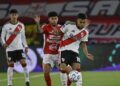 River no pudo con Independiente Santa Fe y definirá la serie en el Monumental