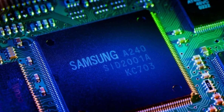 Samsung anticipó que la escasez de memoria para IA se agravará y podría extenderse hasta 2028