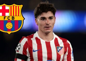 Sigue la guerra por Julián Álvarez: Barcelona insistió y el Atlético respondió con un comunicado