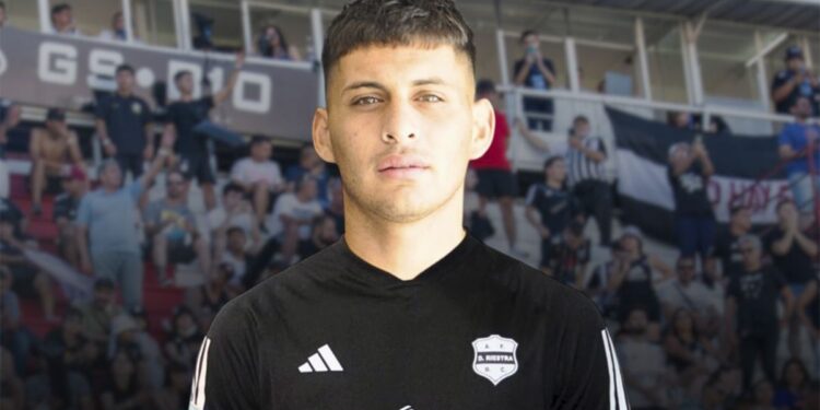 Un jugador de Deportivo Riestra fue denunciado por violencia de género