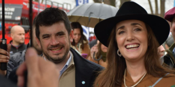 Victoria Villarruel se mostró con el presidente de la UCR y marcó diferencias con el Gobierno