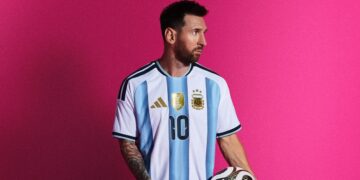 Cuánto cuestan las remeras de la mercancía oficial de Lionel Messi