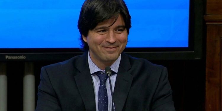 “Decisión arbitraria”: el fiscal Agüero Iturbe apeló el archivo de la causa FMI contra Macri, Caputo y Sturzenegger