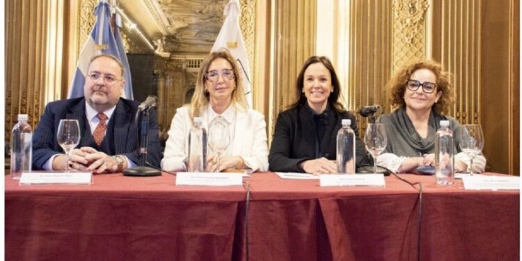 El Poder Judicial de la Ciudad de Buenos Aires presentó el programa Senderos para jóvenes y adolescentes