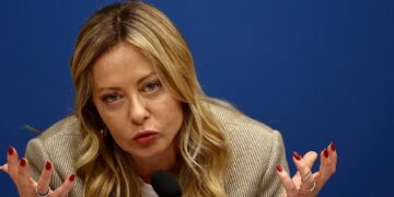 Giorgia Meloni avanza con una polémica reforma electoral en Italia y la oposición intenta frenarla