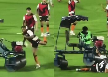 Insólito accidente en pleno partido: atropelló a un futbolista y el video se hizo viral