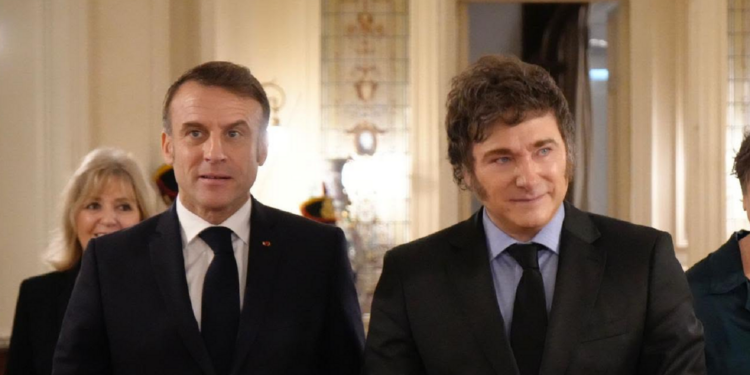 Javier Milei partió rumbo a París para encabezar la Argentina Week y promover inversiones y negocios