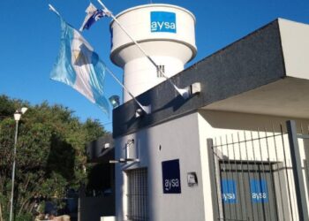 La Justicia bonaerense frenó la privatización de AySA y la derivó a la justicia federal