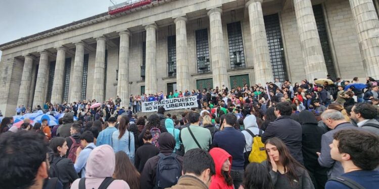 La Justicia volvió a intimar al Gobierno y le dio cinco días para que cumpla la ley de Financiamiento Universitario