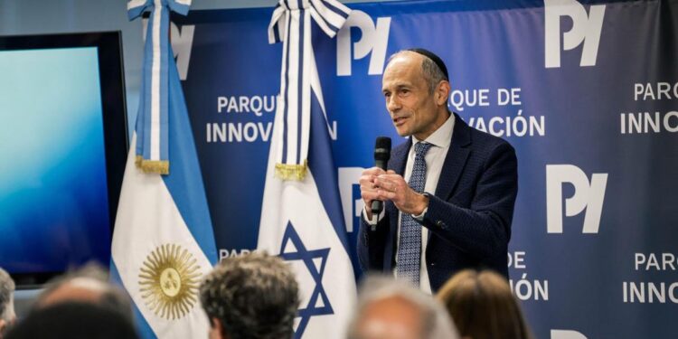 Líder global en autos autónomos, optimista con su implementación: “Buenos Aires está bien preparada”