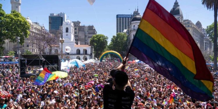 Organizaciones ratificaron la fecha de la Marcha del Orgullo y aseguran que “no pueden impedir” la manifestación