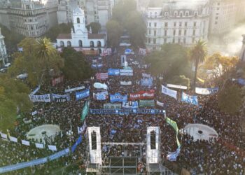 Paramos porque no soportamos más silencio ni provocaciones