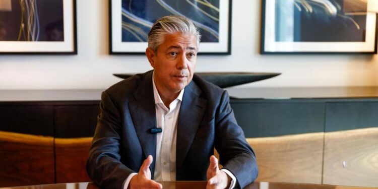 Rolando Figueroa cruzó a Alfonso Prat-Gay por Vaca Muerta: “Veo que no has recorrido Neuquén”