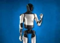 Tesla prepara la llegada de uno de sus proyectos más ambiciosos: cuándo debuta Optimus, el robot humanoide
