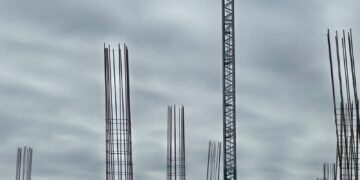 IACCO, cada vez más cerca: comenzó la etapa de elevación y empieza a crecer el edificio