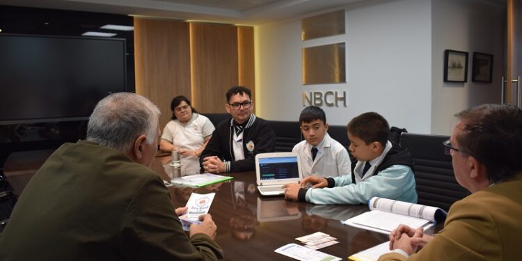 Autoridades NBCH recibieron a estudiantes de San Martín que desarrollaron un innovador proyecto financiero
